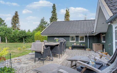 Aleksis - 900M from the Sea: Tag, Hus, Hjem, Sommerhus, Busk, Boligområde, Sidespor, Have, Land Lot, Bunddække