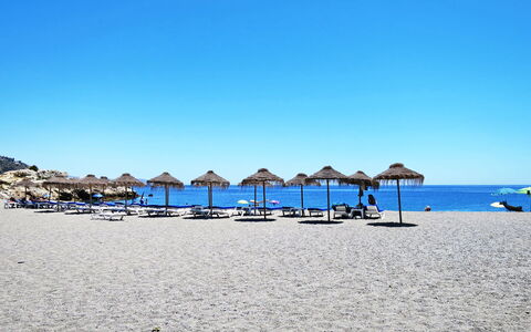Gondolas Tropical: Strand, Hav, Kyst, Kyst, Coastal Og Oceaniske Landskabsformer, Sand, Udendørs Møbler, Ocean, Tropics, Ferie