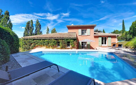 Lou Parpaiou: Blå, Svømmepøl, Boligområde, Hjem, Estate, Udvej, Have, Villa, Landscaping, Hacienda