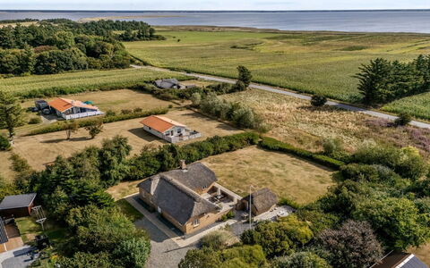 Helma - 580M to the Fjord: Hus, Tag, Hjem, Sommerhus, Landskab, Landdistrikt, Land Lot, Almindeligt, Estate, Menneskelig Bosættelse