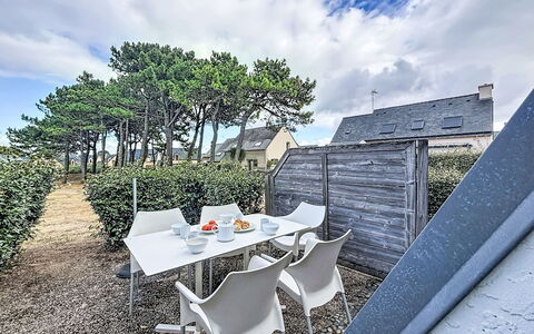 Sud Océan: Møbel, Indretning, Stol, Gulvbelægning, Bord, Udvej, Etage, Loft, Værelse, Eco Hotel