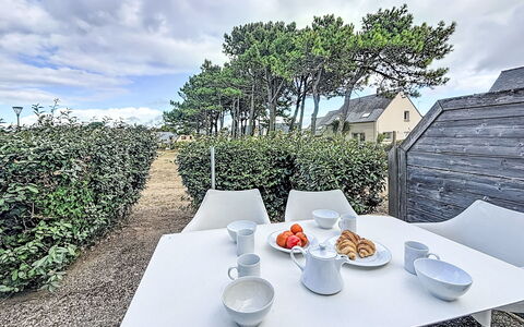 Sud Océan: Møbel, Indretning, Stol, Gulvbelægning, Bord, Udvej, Etage, Loft, Værelse, Eco Hotel