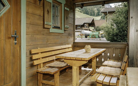 Zirbenhütte: Svømmepøl, Stuehus, Estate, Villa, Udvej, Hacienda, Eco Hotel, Backyard
