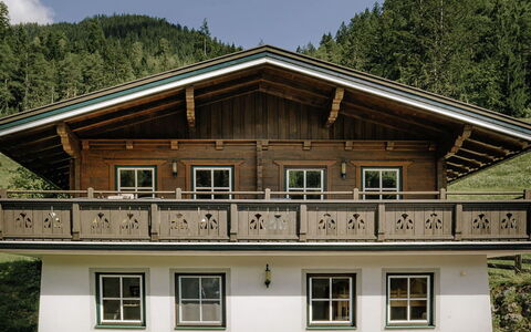 Chalet Amadé: Svømmepøl, Stuehus, Estate, Villa, Udvej, Hacienda, Eco Hotel, Backyard