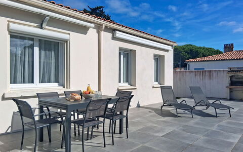 L'Océan: Svømmepøl, Stuehus, Estate, Villa, Udvej, Hacienda, Eco Hotel, Backyard