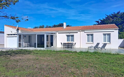 L'Océan: Svømmepøl, Stuehus, Estate, Villa, Udvej, Hacienda, Eco Hotel, Backyard