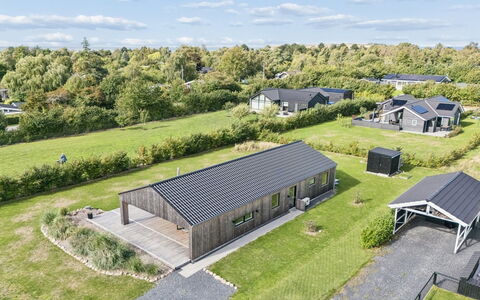 Ragmar - 525M from the Sea: Etage, Loft, Svømmepøl, Udvej, Design, Stol, Dagslys, Hotel, Villa, Penthouselejlighed