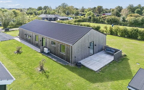 Ragmar - 525M from the Sea: Etage, Loft, Svømmepøl, Udvej, Design, Stol, Dagslys, Hotel, Villa, Penthouselejlighed