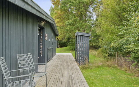 Talvikki - from the Sea: Træ, Sommerhus, Bejdse, Hårdttræ, Bjælkehytte, Planke, Loft, Naturmateriale, Tømmer, Garden Bygninger