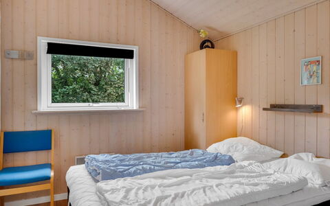 Nahuel - 300M to the Fjord: Væg, Soveværelse, Træ, Seng, Indretning, Loft, Sengetøj, Sengetøj, Bed Frame, Etage