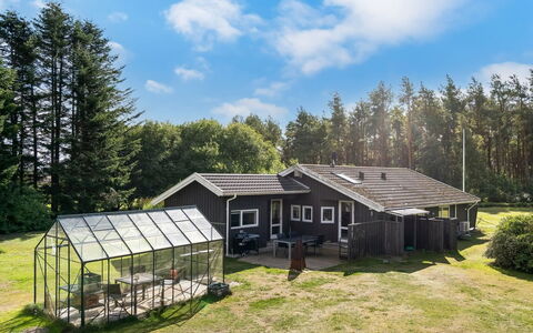 Fritzy - 1.5Km from the Sea: Tag, Hus, Land Lot, Landdistrikt, Sommerhus, Hjem, Have, Garden Bygninger, Estate