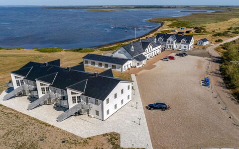 Boris - 50M to the Fjord: Vand, Vandressourcer, Krop Af Vand, Rots, Kyst, Naturlige Landskab, Headland, Coastal Og Oceaniske Landskabsformer, Terræn, Promontory