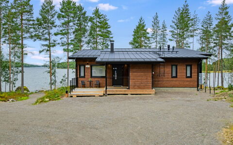 Jäkälänkallion Ranta: Tag, Hjem, Sidespor, Sommerhus, Gård, Hårdttræ, Design, Garden Bygninger, Bejdse, Stuehus