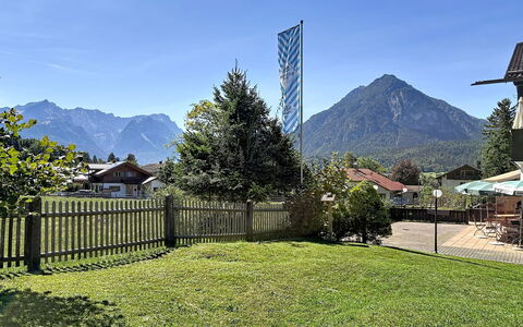 Edelweiss: Hjem, Sommerhus, Hus, Tag, Landdistrikt, Bjælkehytte, Sidespor, Lærk, Stuehus, Estate