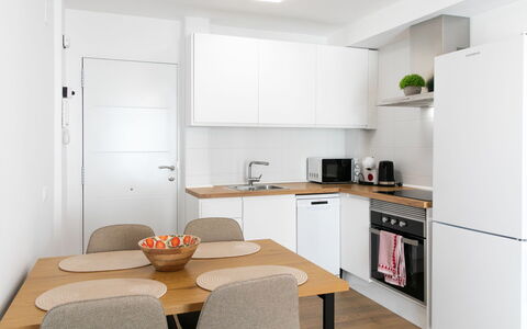 Caribe: Møbel, Køkken, Indretning, Køkken Apparat, Countertop, Gulvbelægning, Træ, Større Bandage, Etage, Cabinetry