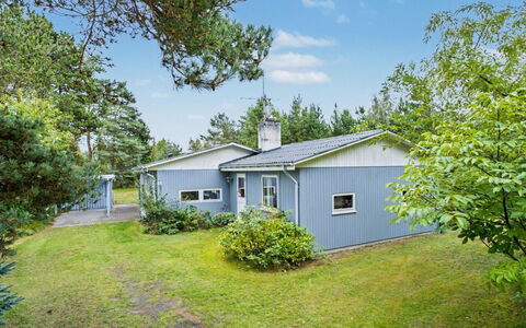 Karelia - 900M from the Sea: Hus, Busk, Hjem, Sommerhus, Tag, Estate, Bunddække, Have, Lawn