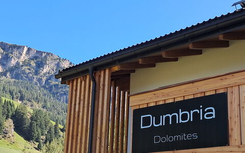 Chalet Dumbria Dolomites: Bjergkæde, Dal, Hill Station, Kam, Bejdse, Bjerglandsby, Tømmer
