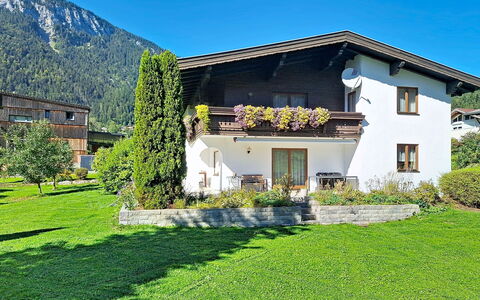 Ferienhaus Lanzinger: Hus, Busk, Sommerhus, Hjem, Landdistrikt, Bunddække, Have, Hill Station, Stuehus