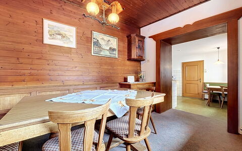 Ferienhaus Christl: Altan