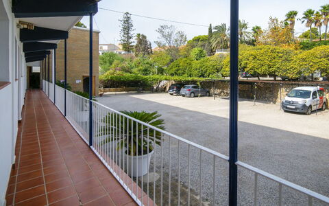 Balcon al Mar: Altan