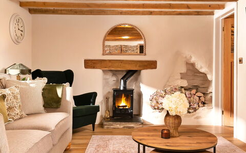 Horsepool Cottage: Altan