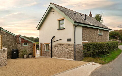 Horsepool Cottage: Altan