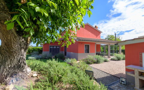 Red House: Himmel, Tag, Hus, Busk, Boligområde, Hjem, Land Lot, Sommerhus, Landdistrikt