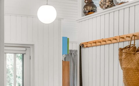 Aisa - 200M from the Sea: Indretning, Lysarmatur, Værelse, Naturmateriale, Bejdse, Lampe, Planke, Lampeskærm, Lysekrone