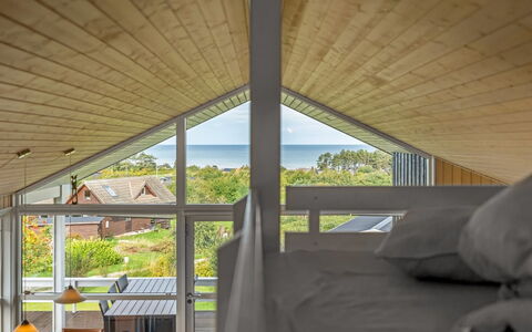 Taneli - 400M from the Sea: Træ, Sommerhus, Hårdttræ, Veranda, Sidespor, Planke, Estate, Design, Bejdse, Garden Bygninger