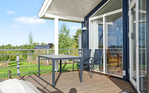 Sighrik - 600M from the Sea: Veranda, Stol, Altan, Skygge, Dæk, Køkken & Spisebord, Hårdttræ, Aluminium, Bejdse, Udendørs Møbler