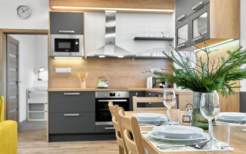 Kovářská 543: Møbel, Køkken, Cabinetry, Countertop, Køkken Apparat, Indretning, Gulvbelægning, Træ, Større Bandage, Husholdningsapparat