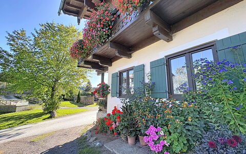 Thorermartlgut Incl. Gästekarte: Arkitektur, Hældning, Sommerhus, Bjergkæde, Bjælkehytte, Sidespor, Tømmer, Alps, Eco Hotel, Bjerglandsby