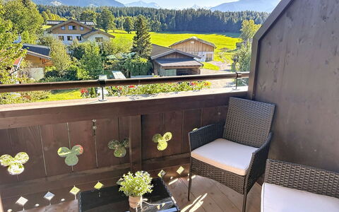Thorermartlgut Incl. Gästekarte: Arkitektur, Hældning, Sommerhus, Bjergkæde, Bjælkehytte, Sidespor, Tømmer, Alps, Eco Hotel, Bjerglandsby