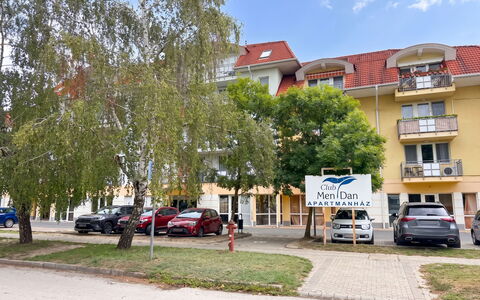 Menda: Arkitektur, Hældning, Sommerhus, Bjergkæde, Bjælkehytte, Sidespor, Tømmer, Alps, Eco Hotel, Bjerglandsby