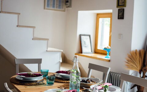 Marijana: Møbel, Indretning, Bord, Træ, Bordservice, Stol, Spisestue, Køkken & Spisebord, Værelse, Textile