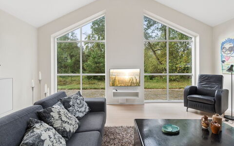 Evtim - 275M from the Sea: Couch, Indretning, Møbel, Stue, Gulvbelægning, Værelse, Loft, Etage