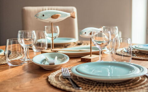 L'Emerillon: Bordservice, Serveware, Tallerkner, Mad, Plade, Drinkware, Bord, Porcelæn