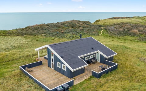 Erblin - 150M from the Sea: Mursten, Estate, Have, Forstad, Indkørsel, Landscaping, Gård, Hacienda, Stuehus, Backyard