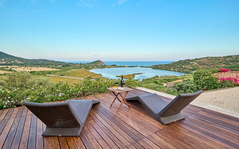 Villa Ananda 8: Udvej, Svømmepøl, Eco Hotel, Udendørs Møbler, Altan, Kyst, Ocean, Skygge, Landscaping