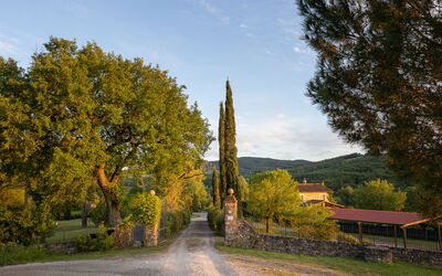 Tuscan Hamlet Relais Piettorri