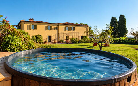Villa Monte, Bolgheri: Blå, Vand, Svømmepøl, Kompositmateriale, Udvej, Water Feature, Eco Hotel, Fritid, Estate, Have