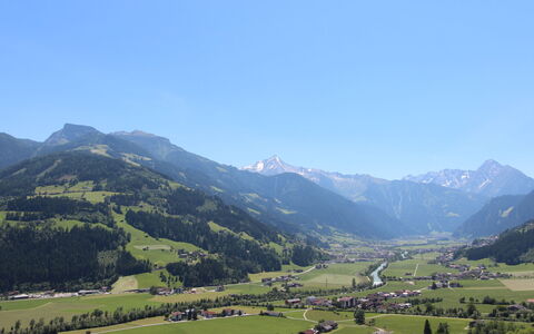 Zell am Ziller 737: Blå, Træ, Møbel, Hjem, Udendørs Møbler, Stol, Skygge, Altan, Bejdse, Eco Hotel