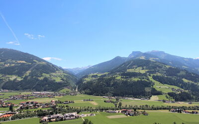 Zell am Ziller 737: Blå, Træ, Møbel, Hjem, Udendørs Møbler, Stol, Skygge, Altan, Bejdse, Eco Hotel