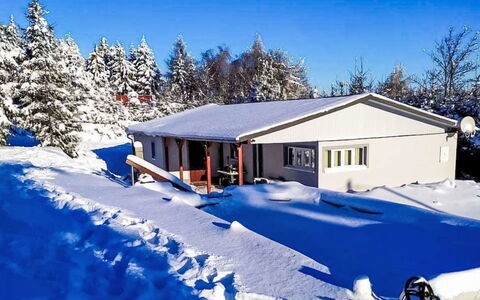 Svahová 3: Blå, Træ, Møbel, Hjem, Udendørs Møbler, Stol, Skygge, Altan, Bejdse, Eco Hotel