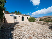 Casa Petralia