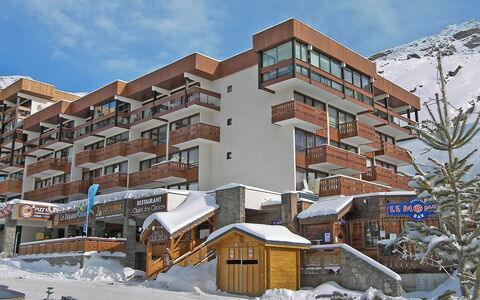 Glacieres 22: Bjerglandsby, Boligområde, Sne, Vinter, Stad, Ejendom, Kvarter, Arkitektur, Bygning, Hjem