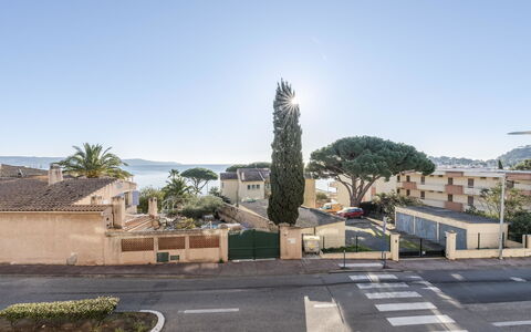 Les Jardins del Mar: Himmel, Plante, Asfalt, Bygning, Vejbelægning, Træ, Urban Design, Vej, Landskab