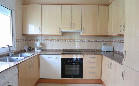 Jalisco de Los Monteros: Ejendom, Værelse, Køkken, Cabinetry, Møbel, Countertop, Bygning, Ejendom, Hus, Komfur