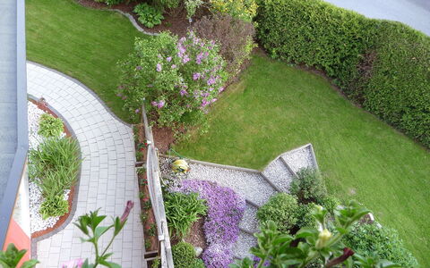 Zell am See 320: Have, Plante, Bunddække, Blomst, Græs, Landskab, Landscaping, Busk, Arkitektur, Lawn
