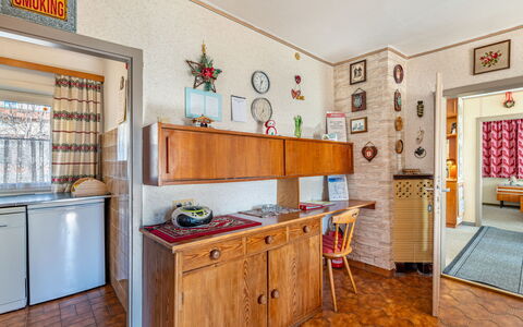 Elisabeth: Træ, Indretning, Gulvbelægning, Køkken, Møbel, Etage, Loft, Værelse, Større Bandage, Countertop